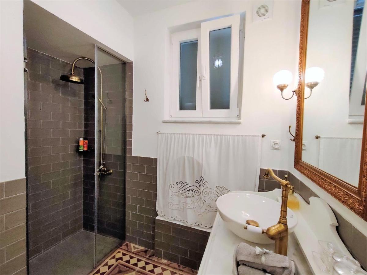 Spiti Sea View Neoclassical House In Steniaí Dış mekan fotoğraf