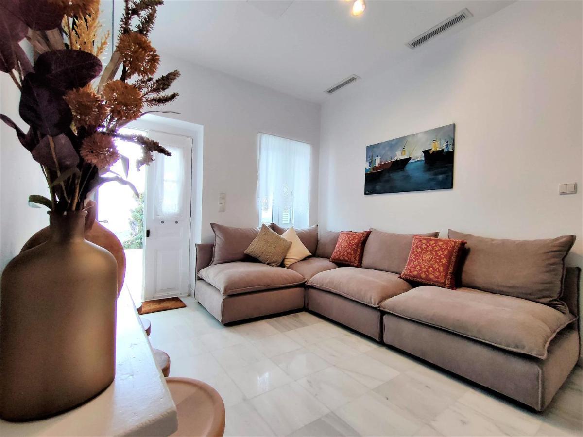 Spiti Sea View Neoclassical House In Steniaí Dış mekan fotoğraf